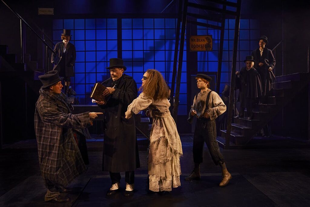 Oliver Twist, Aalborg Teater. Foto: Allan Toft