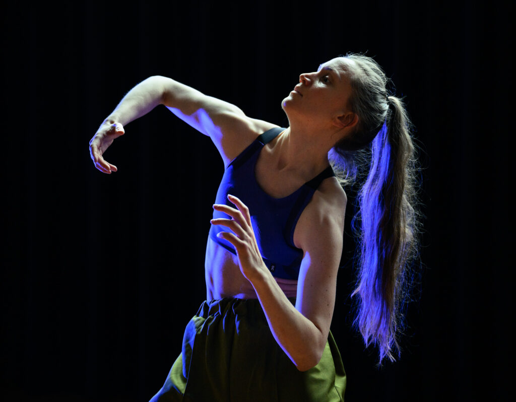 Sound of Five. recoil perforance group og Šeiko Dance Company. Foto: Søren Meisner