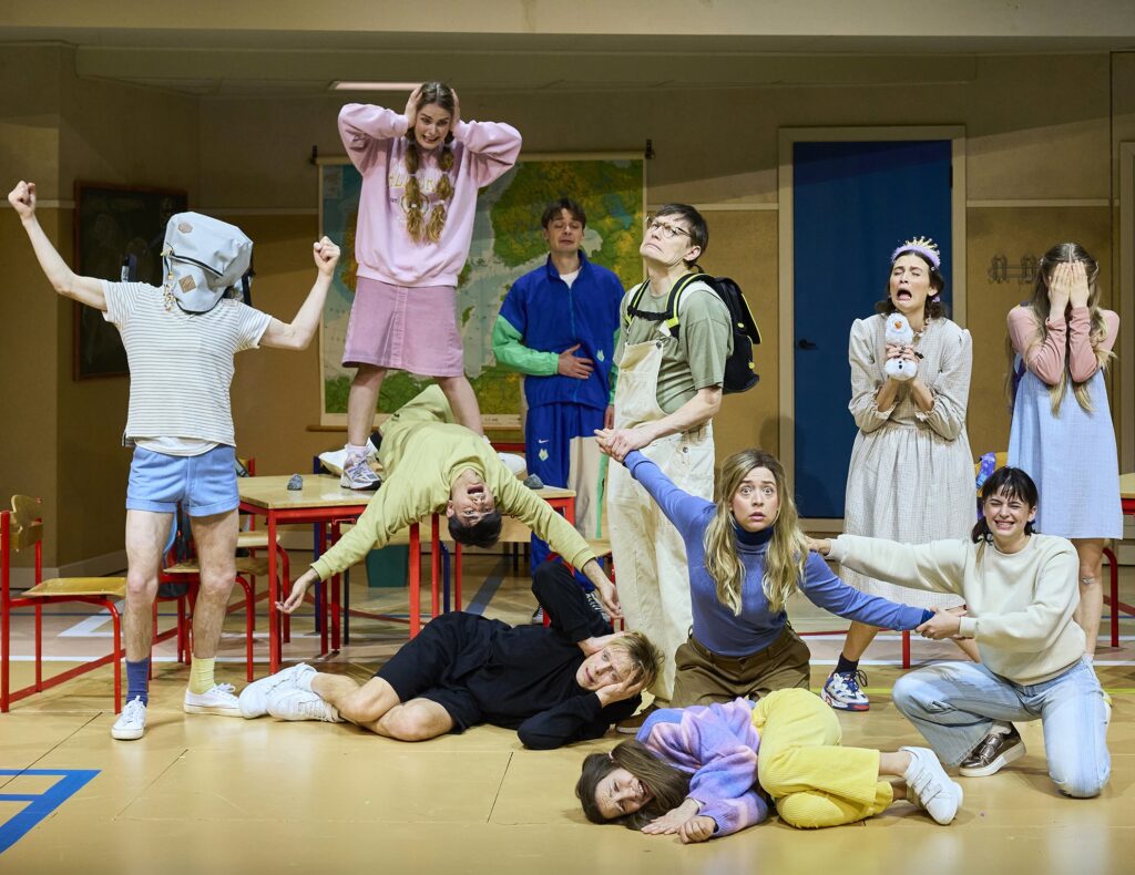 Skolekomedien, Aarhus Teater. Foto: Mikkel Berg anmelde