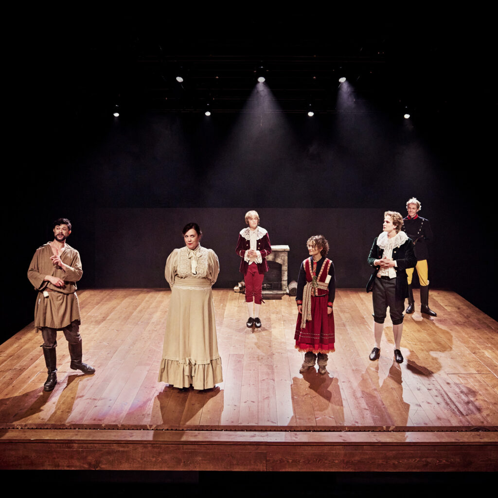 Nisserne fra Koldinghus, Kolding Egnsteater. Foto: Emilia Therese