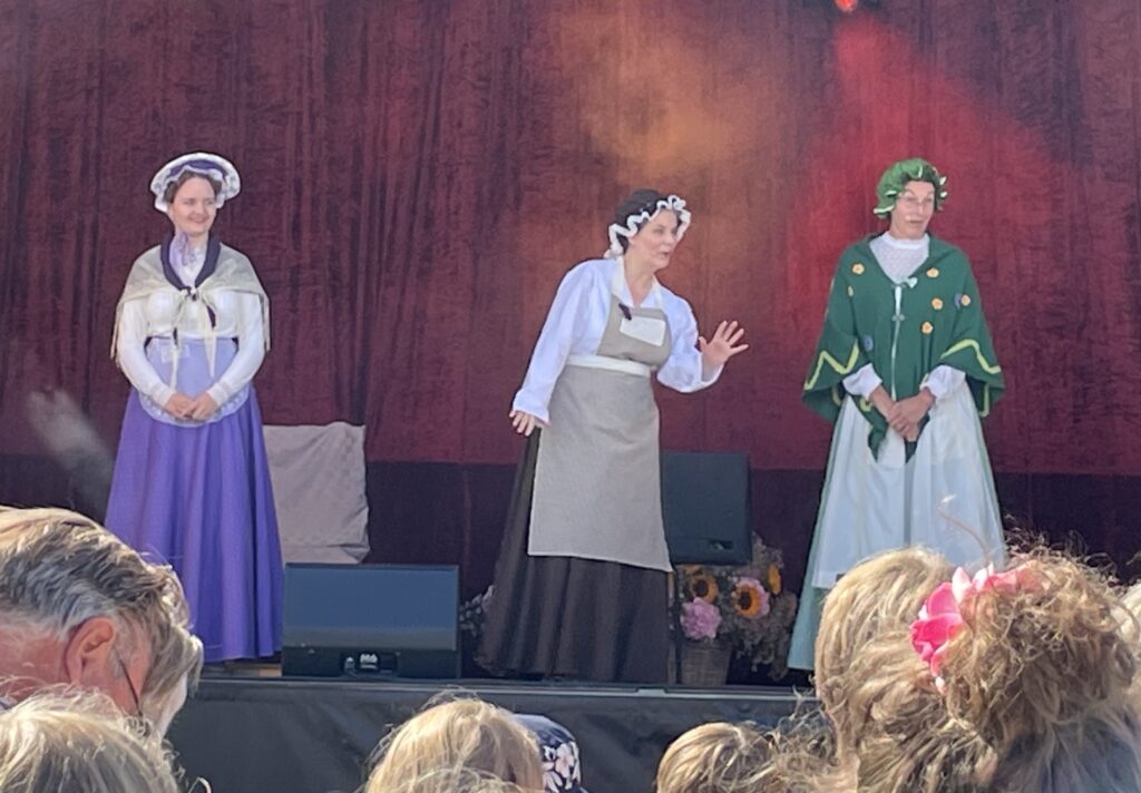 Tante Bruns fødselsdag på Lyngsbækgård Live. Foto: Trine Wøldiche.