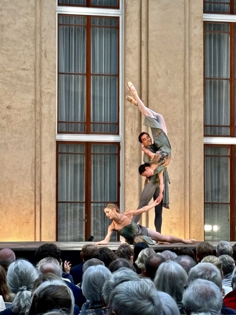 Verdensballetten i Grønnegården, Frederiksberg. Foto: Verdensballetten.