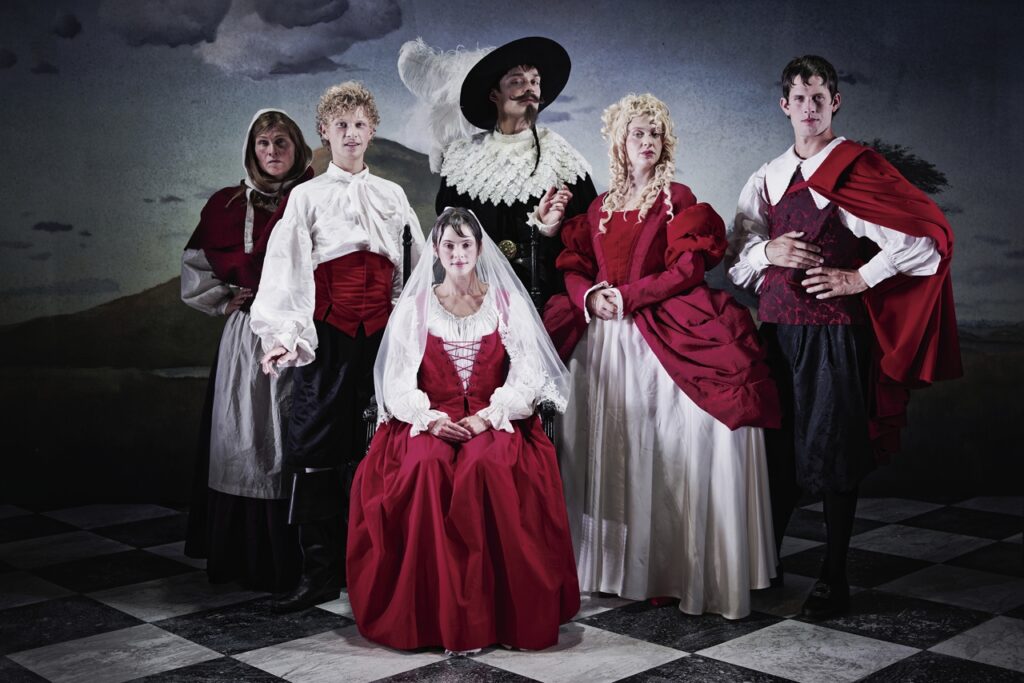 (Fra venstre) Mette Døssing, Malte Conradsen, Marie Boda, Emil Busk Jensen, Ida Mia Appel og Laurids Lange.