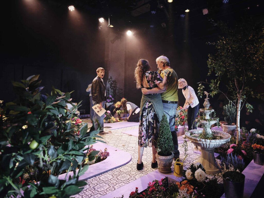 Vand til blomster, Teater Nordkraft. Foto: Martin Høyer Poulsen