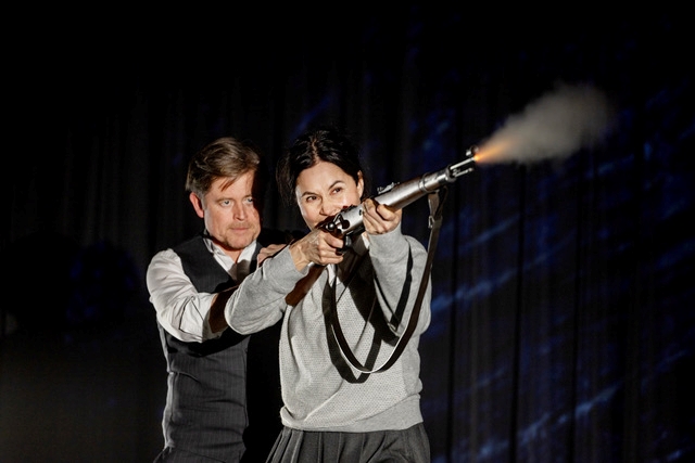 Caspar Phillipson og Nukâka Coster- Waldau i Den sidste slæderejse. Foto Christina Hauschildt