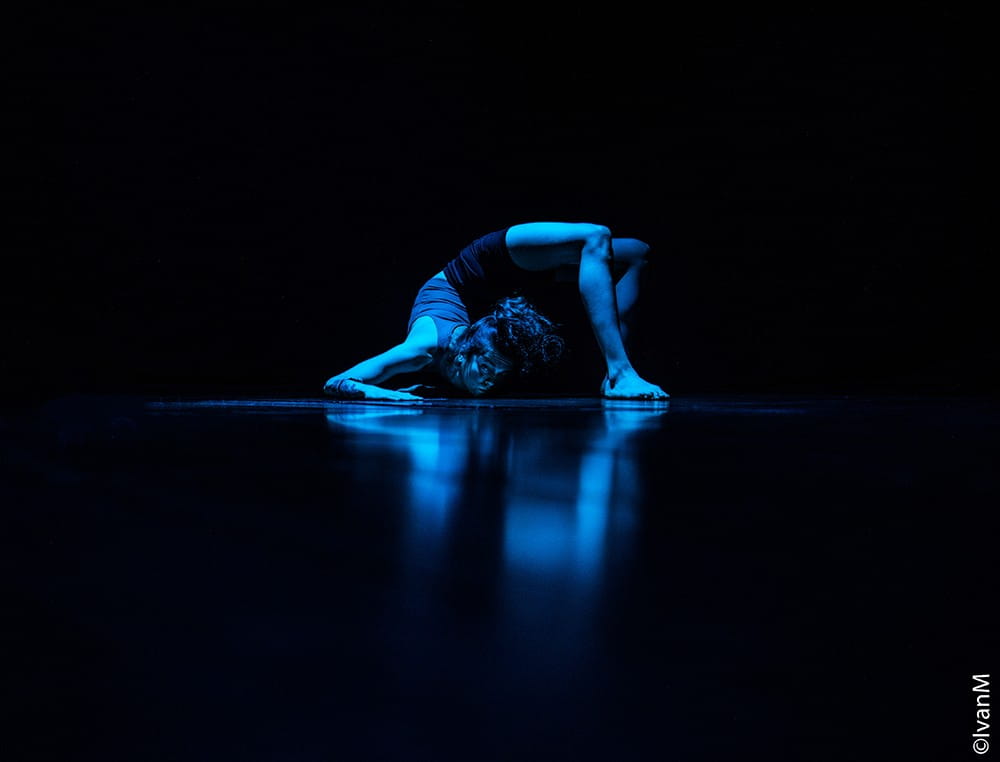 Marina Cherry i Only bones. PR-foto. Elise
