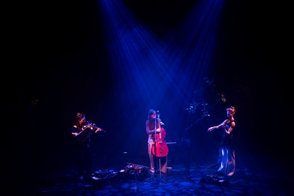 Ob(e)ject, og bandet Toechter. Foto: Maria Albrechtsen Mortensen.