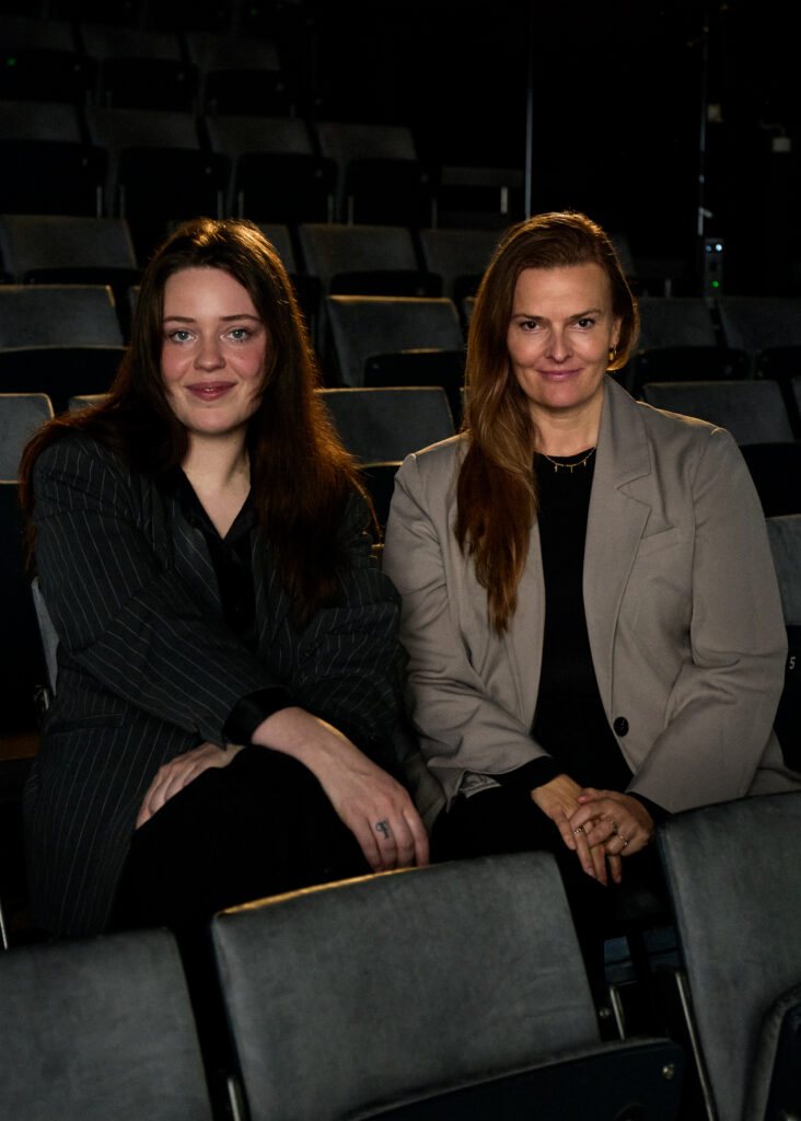 Anna Malzer, direktør for Mungo Park og Maja Ries der er teatrets administrative chef. Foto: Issam Talib
