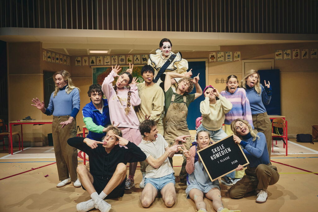 Nu kan du stemme på den bedste anmeldelse i TeaterAnmelderiet 2026 - Iscene