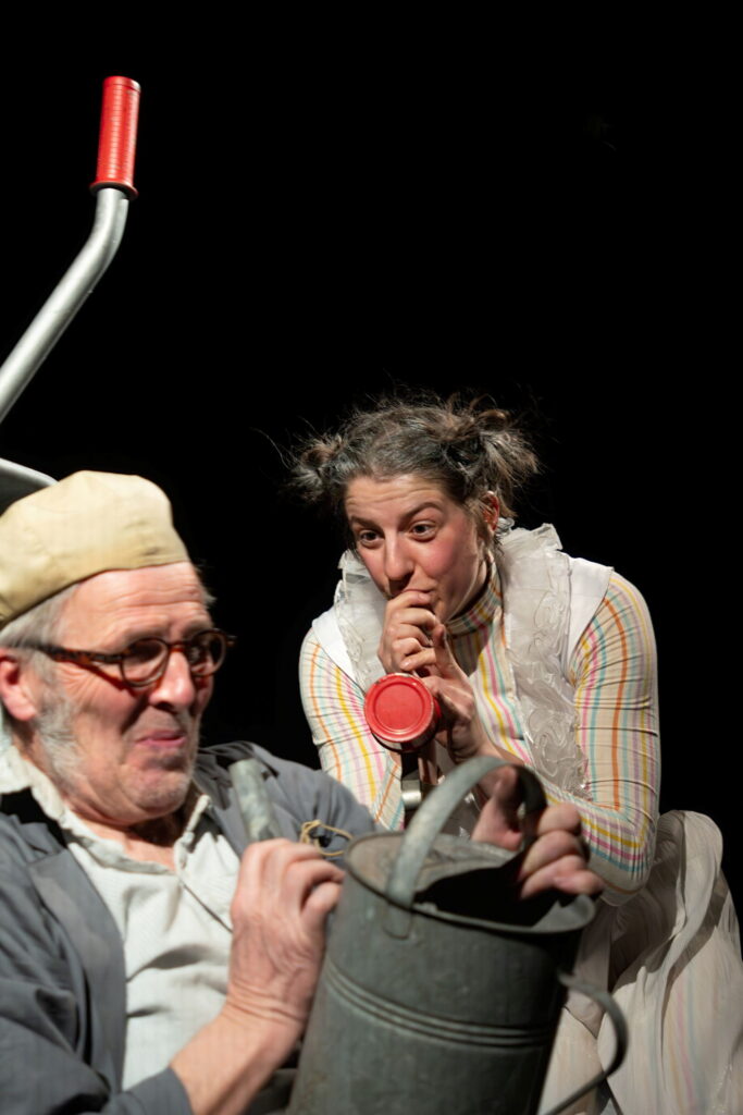 Niels-Peter Kløft og Sine Krag i Farvel gamle Herbert, Dansk Rakkerpak. Foto: WILLMEDIA.