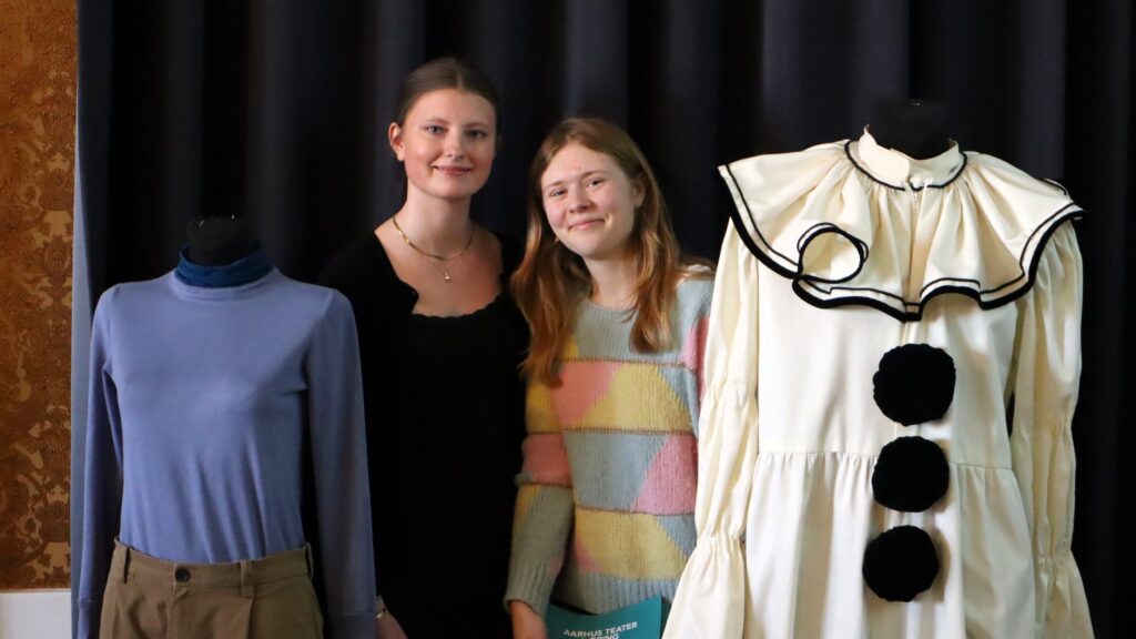 Karoline og Isabelle, vandt både juryen og publikumsprisen for bedste klassiske anmeldelse. Foto: Cecilie Madsen