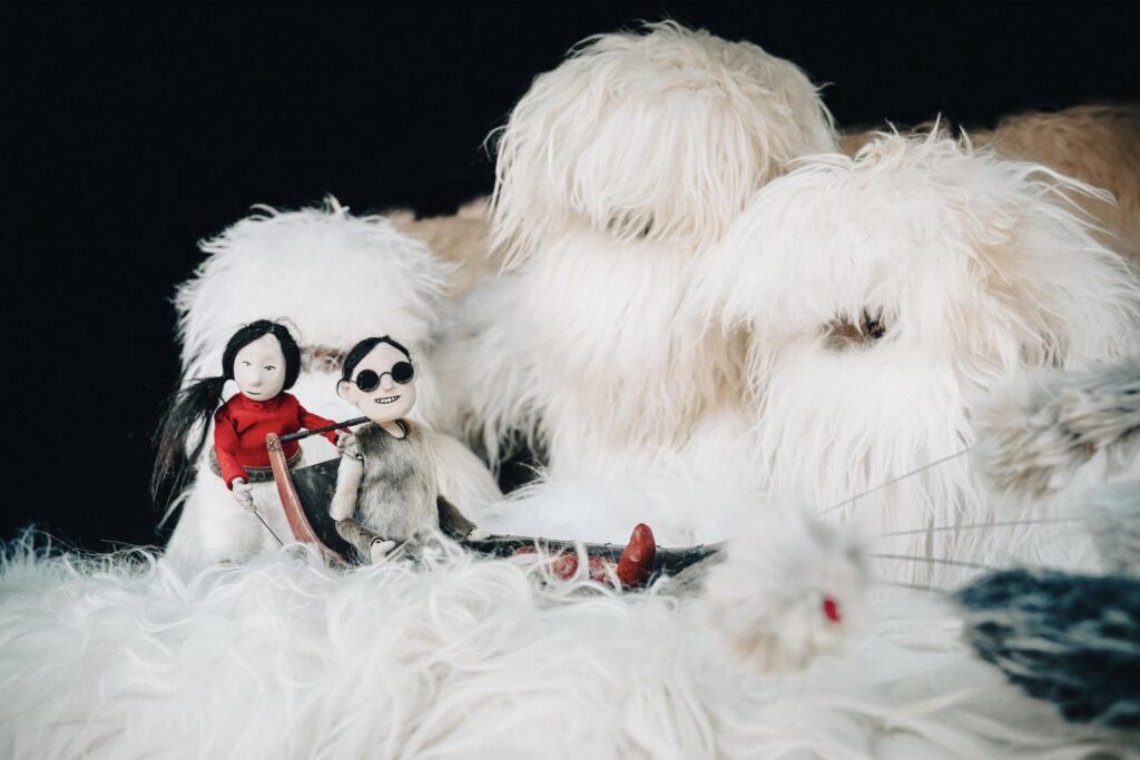 ARNARULUNNGUAQ – DEN STORE LILLE KVINDE. Det Lille Teater og Marionetteatret. Foto: Daniel Bødker Sørensen.