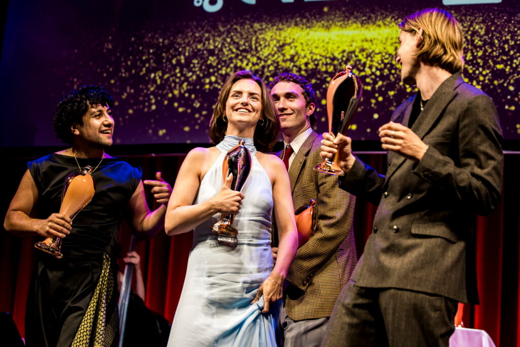 Årets Talenter, Kevan Nirwan Soliman, Sofie Lohmann, Emil Aron Dorph og Oskar Salvatore. Laura Helene Hansen kunne ikke være til stede. Foto: Lasse Lagoni.