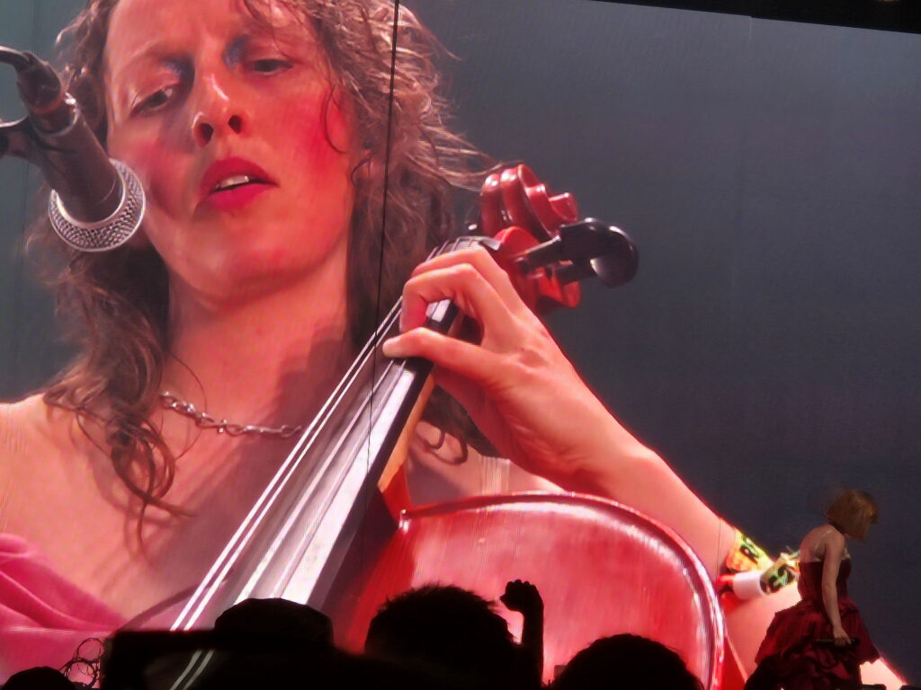 Angående mig festivaludgave på Roskilde Festival 2026. Foto: ISCENE.