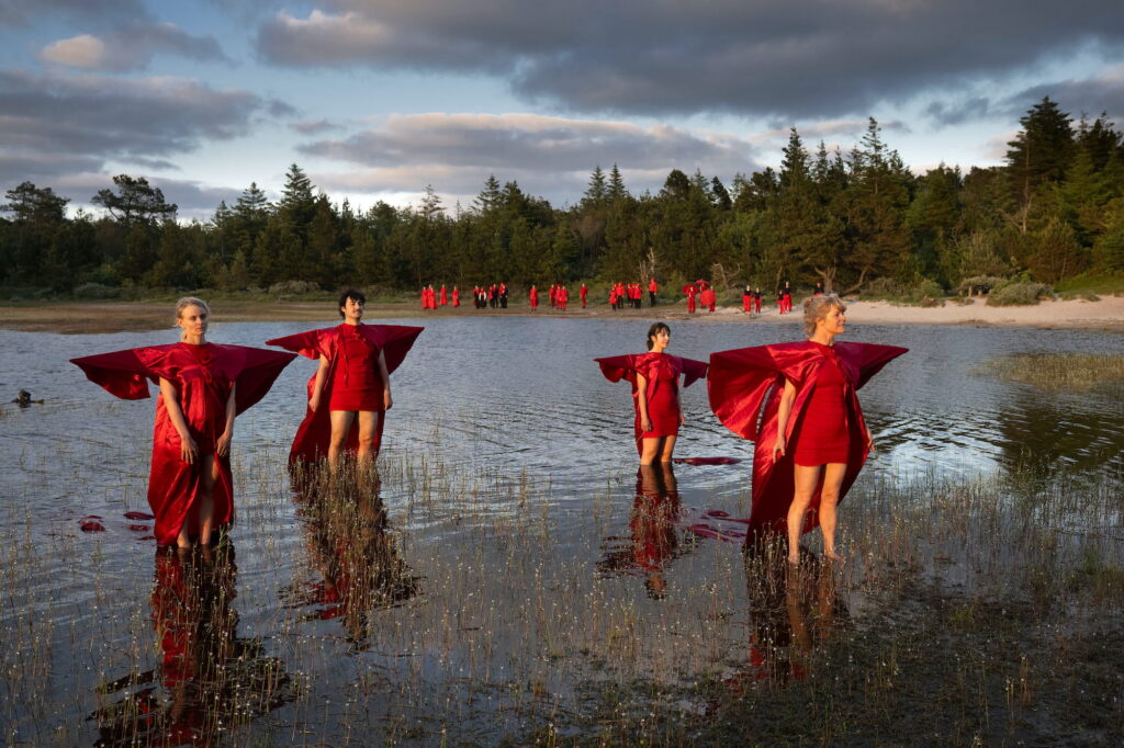 Flok, Limfjordsteatret og Kånstkollektivet. Foto: Lars Horn, Baghuset