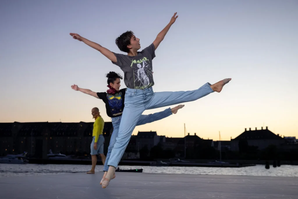 Dansk Danseteater. LE SCÈNARIO. Foto: Foto Jubal Battisti.