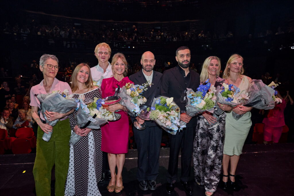 Alle prismodtagerne: Mette Rosleff, Emilie Thaulund, Thorbjørn Hedegaard, Iben Hjejle, David Dencik, Soheil Bavi, Helle Faber og Clara Dessau. Foto: Carsten Lundager.